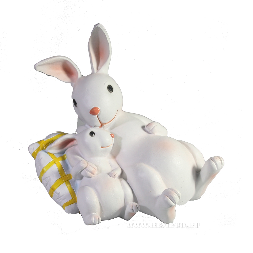 Фигура декоративная Зайчиха с зайчонком на подушке L14W14H11,5 оптом